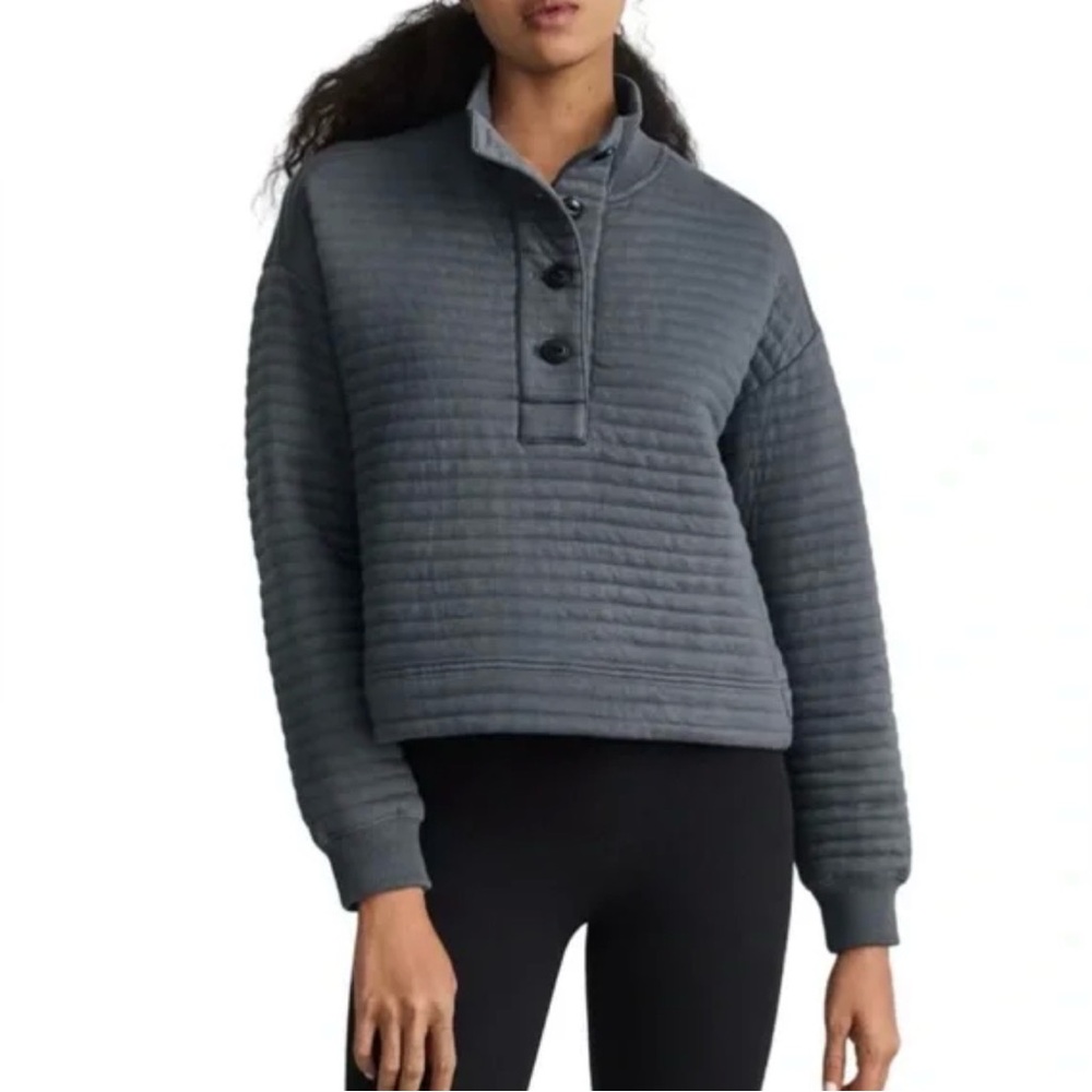 Everlane Slate Gray/Blue Quilted Button-Up